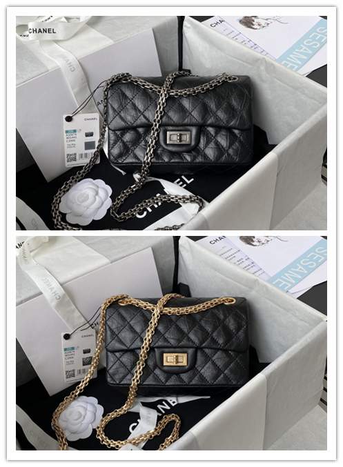 Picture of Chanel Handbags _SKUfw239871506fw